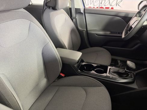 Used 2025 Kia K4 FWD image 24