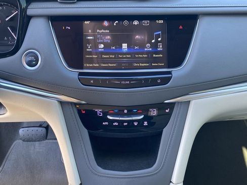 Used 2019 Cadillac XT5 Luxury image 11