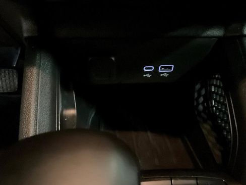 Used 2024 Chevrolet TrailBlazer RS image 22