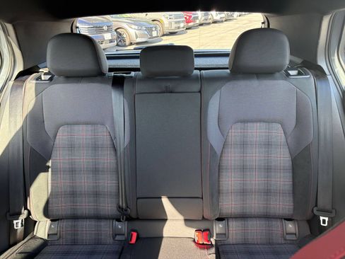 Used 2026 Volkswagen Golf S FWD image 37