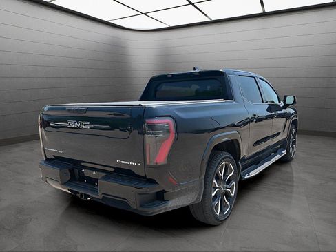 New 2025 GMC Sierra EV Denali image 6