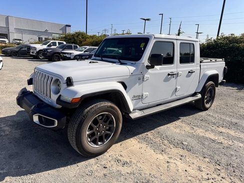 Used 2021 Jeep Gladiator Overland w/ Popular Equipment Package AWD/4WD image 7