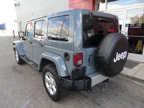 Used 2014 Jeep Wrangler Unlimited Sahara w/ Connectivity Group image 6