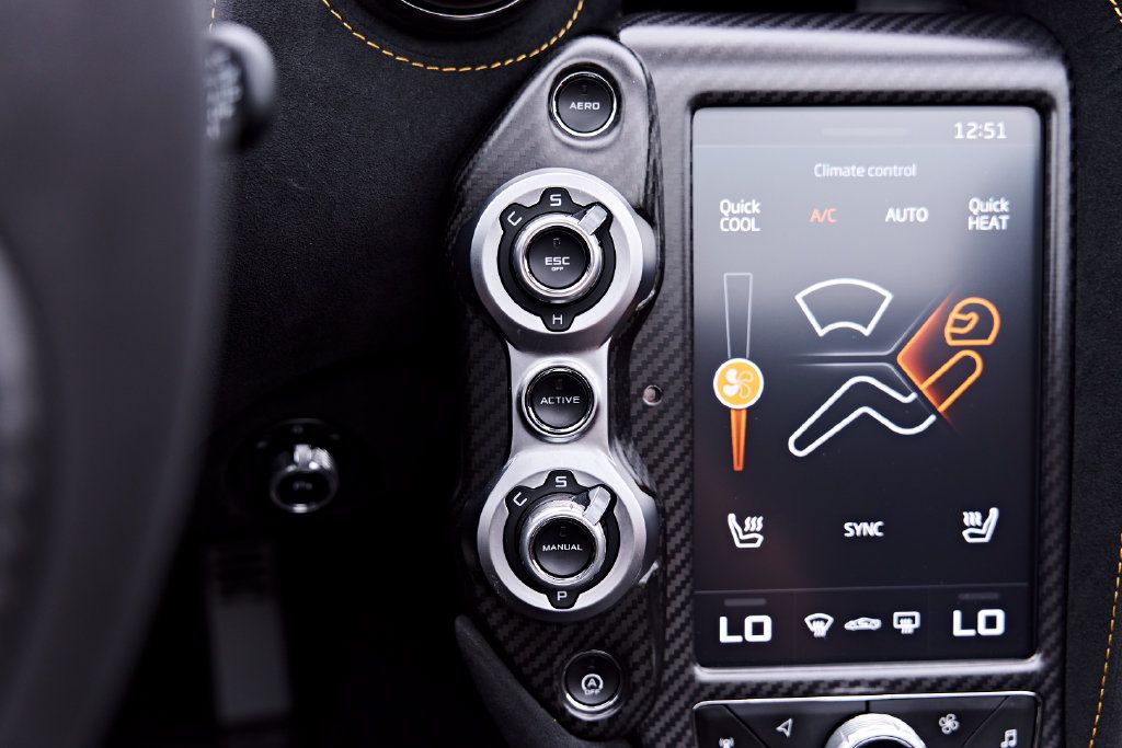 Used 2022 McLaren 765LT RWD image 95