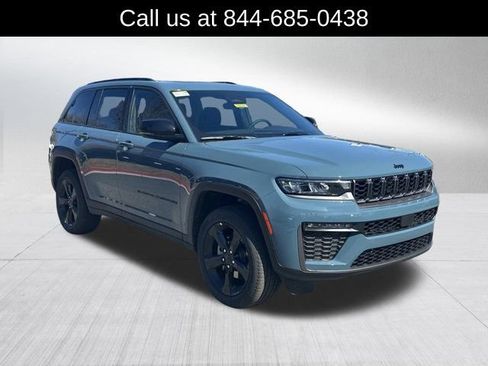 New 2026 Jeep Grand Cherokee Limited w/ Limited Altitude Package AWD/4WD image 3