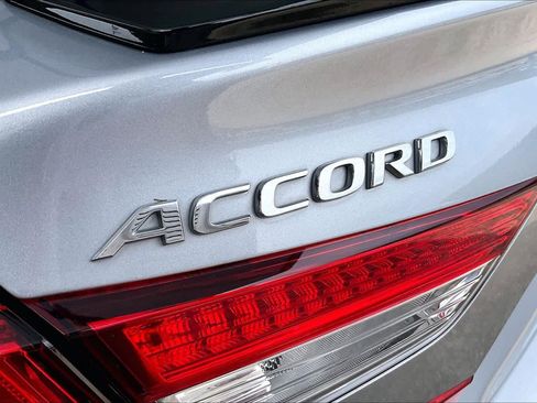 Used 2021 Honda Accord Sport image 31