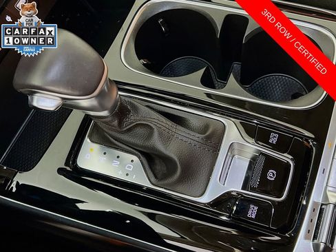 Certified 2024 Kia Carnival SX Prestige image 18