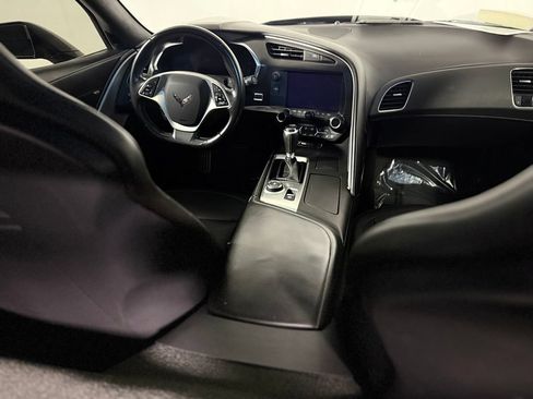Used 2016 Chevrolet Corvette Stingray Coupe w/ 3LT Preferred Equipment Group RWD image 10