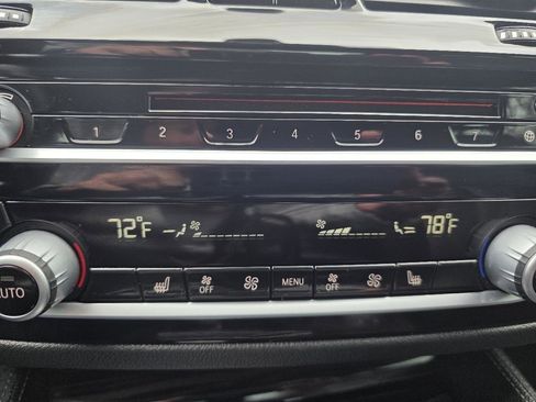 Used 2018 BMW M550i xDrive w/ Driving Assistance Package image 22