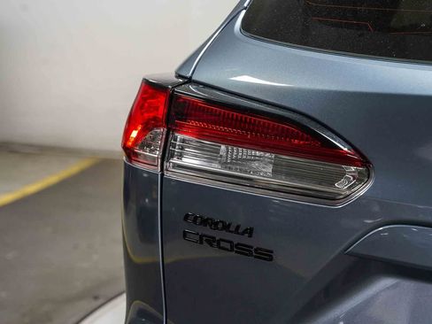 Certified 2024 Toyota Corolla Cross AWD Hybrid image 12
