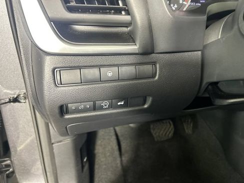 Certified 2026 Nissan Rogue SV w/ Cold Weather Package AWD/4WD image 18