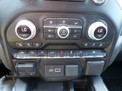 Used 2020 GMC Sierra 1500 SLT w/ SLT Premium Plus Package image 24