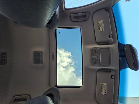 Used 2007 Hyundai Azera Limited image 36