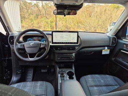 New 2025 Ford Bronco Sport Heritage w/ Convenience Package image 20