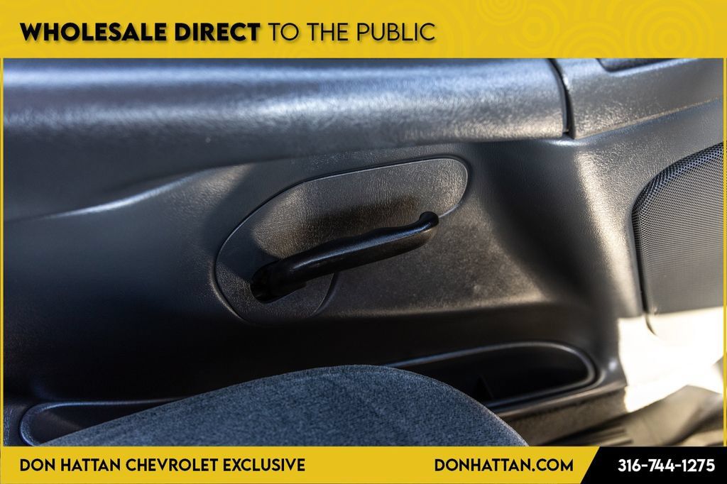 Used 2003 Chevrolet Silverado 1500 LS RWD image 10