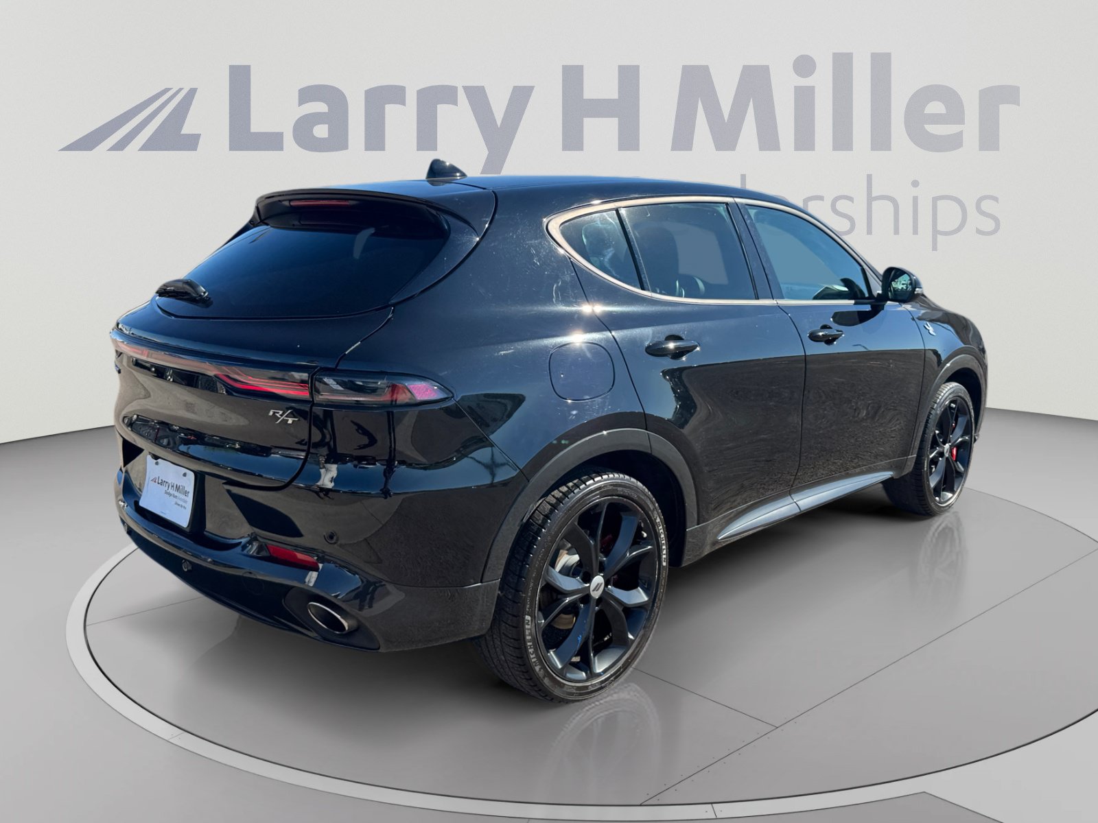 Used 2024 Dodge Hornet R/T w/ Track Pack AWD/4WD image 5