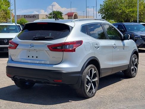 Used 2022 Nissan Rogue Sport SL AWD/4WD image 7