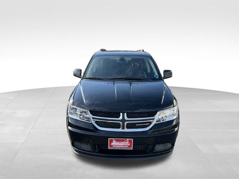 Used 2020 Dodge Journey SE w/ SE Popular Equipment Group FWD image 12