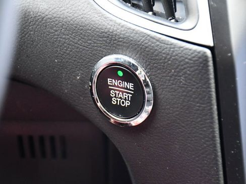 Used 2024 Ford Edge SEL w/ Convenience Package image 26