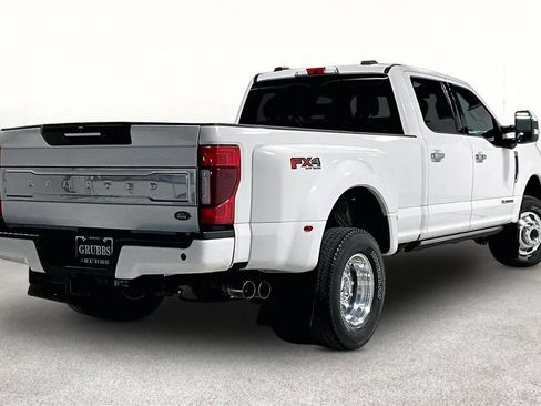 Used 2021 Ford F350 Limited w/ FX4 Off-Road Package AWD/4WD image 2