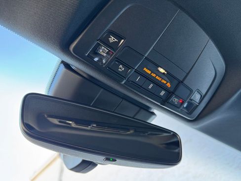 Used 2024 Porsche 718 Cayman S image 35