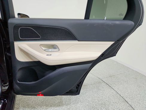 Certified 2025 Mercedes-Benz GLE 350 4MATIC image 34