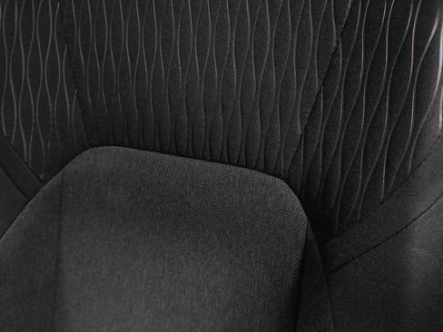 New 2025 Toyota Camry LE image 25