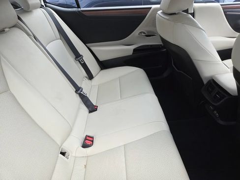 Used 2025 Lexus ES 350 w/ Premium Package FWD image 4