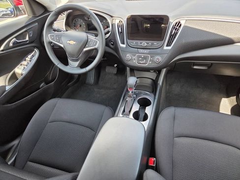 Used 2024 Chevrolet Malibu RS FWD image 31
