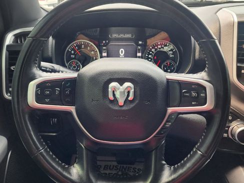 Used 2022 RAM 1500 Big Horn AWD/4WD image 7