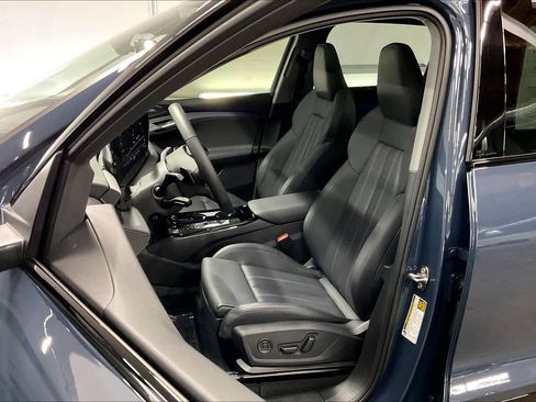 Used 2025 Audi Q6 e-tron Premium Plus w/ Premium Plus image 26