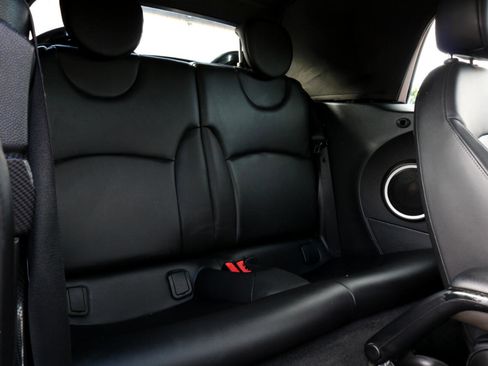 Used 2014 MINI Cooper S image 46