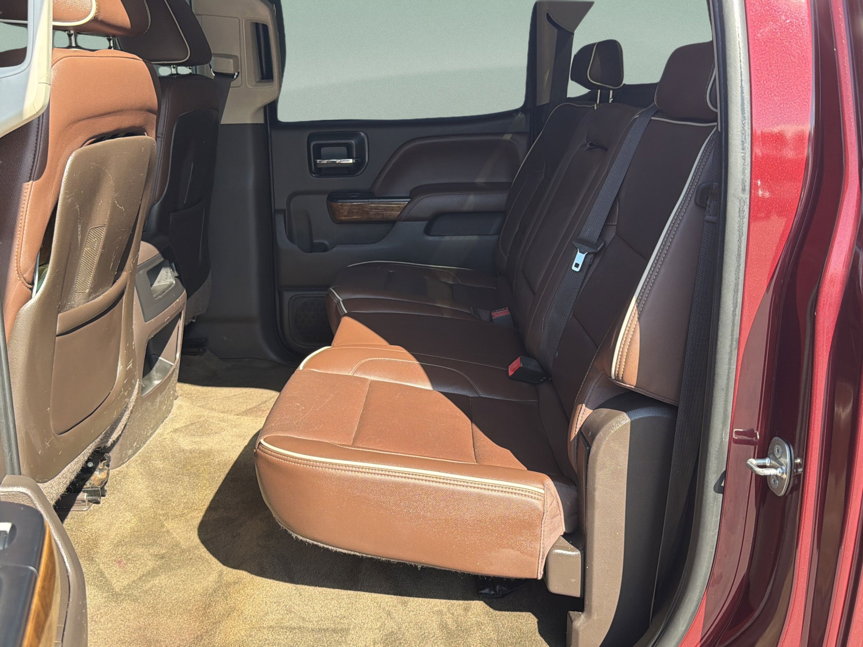 Used 2015 Chevrolet Silverado 2500 High Country w/ Duramax Plus Package AWD/4WD image 29