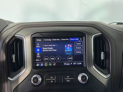 Used 2022 GMC Sierra 3500 Denali w/ Denali Ultimate Package AWD/4WD image 15