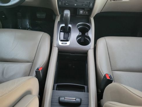 Used 2016 Honda Pilot EX-L image 27