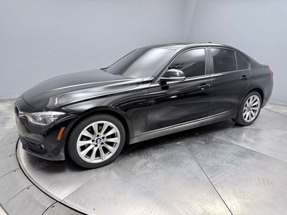 Used 2018 BMW 320i xDrive Sedan