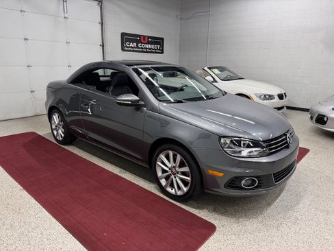 Used 2013 Volkswagen Eos Komfort FWD image 53
