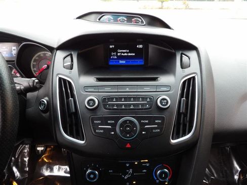 Used 2017 Ford Focus ST image 16