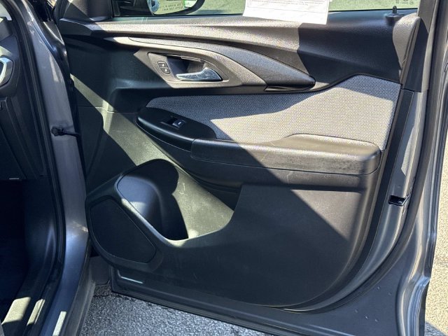 Used 2021 Chevrolet TrailBlazer LT w/ Convenience Package FWD image 8