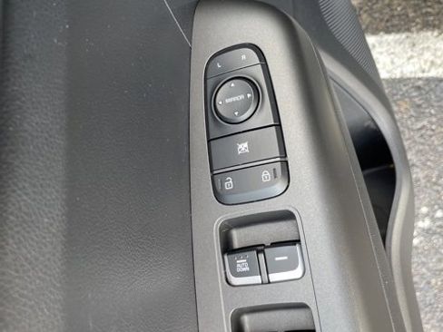 Certified 2021 Kia Sportage LX image 24