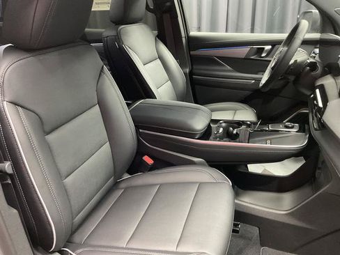 New 2026 Buick Enclave Preferred AWD/4WD image 18