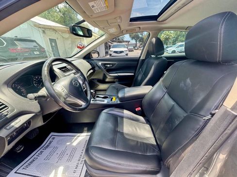 Used 2016 Nissan Altima 2.5 SL w/ 2.5 Technology Package FWD image 12