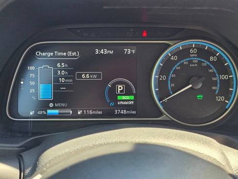 Used 2025 Nissan Leaf SV Plus FWD image 24