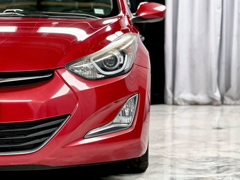 Used 2015 Hyundai Elantra SE w/ Option Group 03 image 3