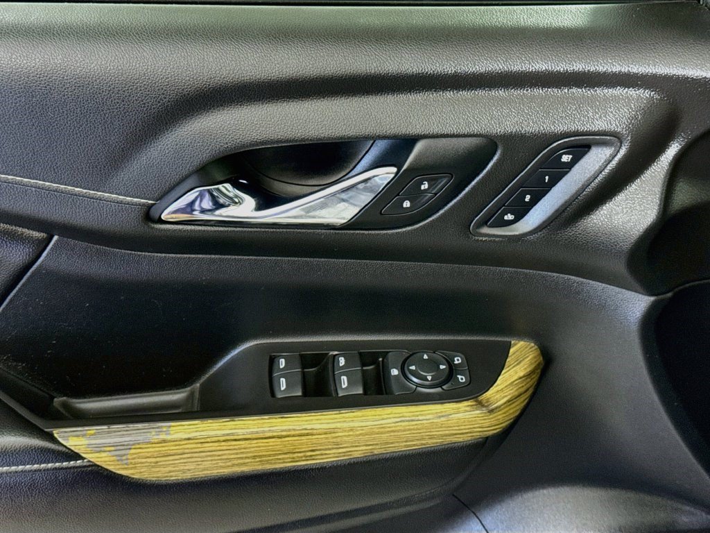 Used 2019 GMC Acadia Denali AWD/4WD image 23