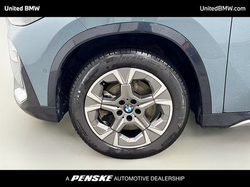 Used 2023 BMW X1 xDrive28i w/ Premium Package AWD/4WD image 2
