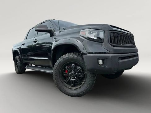 Used 2016 Toyota Tundra SR5 w/ SR5 Upgrade Package AWD/4WD image 3