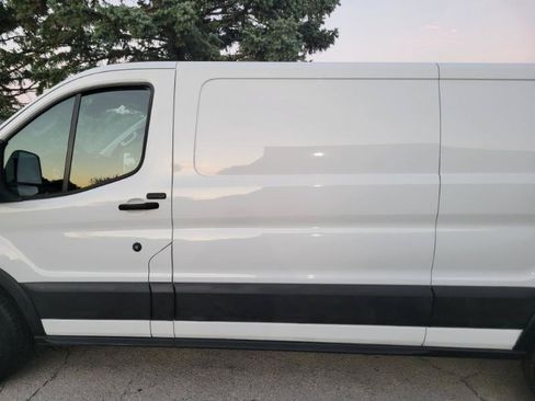 Used 2023 Ford Transit 150 Low Roof AWD image 30
