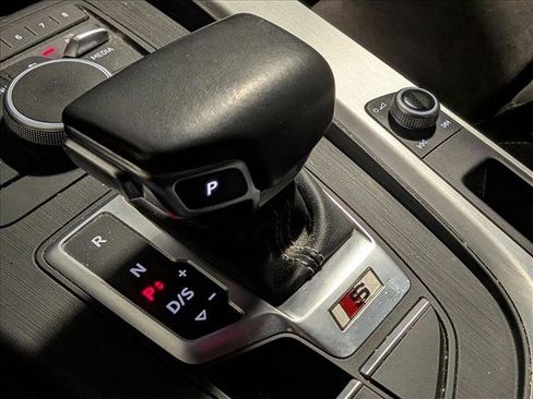 Used 2019 Audi S5 Premium w/ Convenience Package image 9