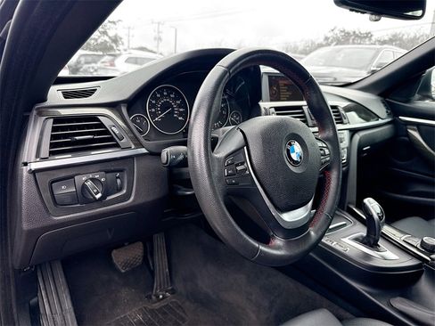 Used 2017 BMW 430i Convertible image 10